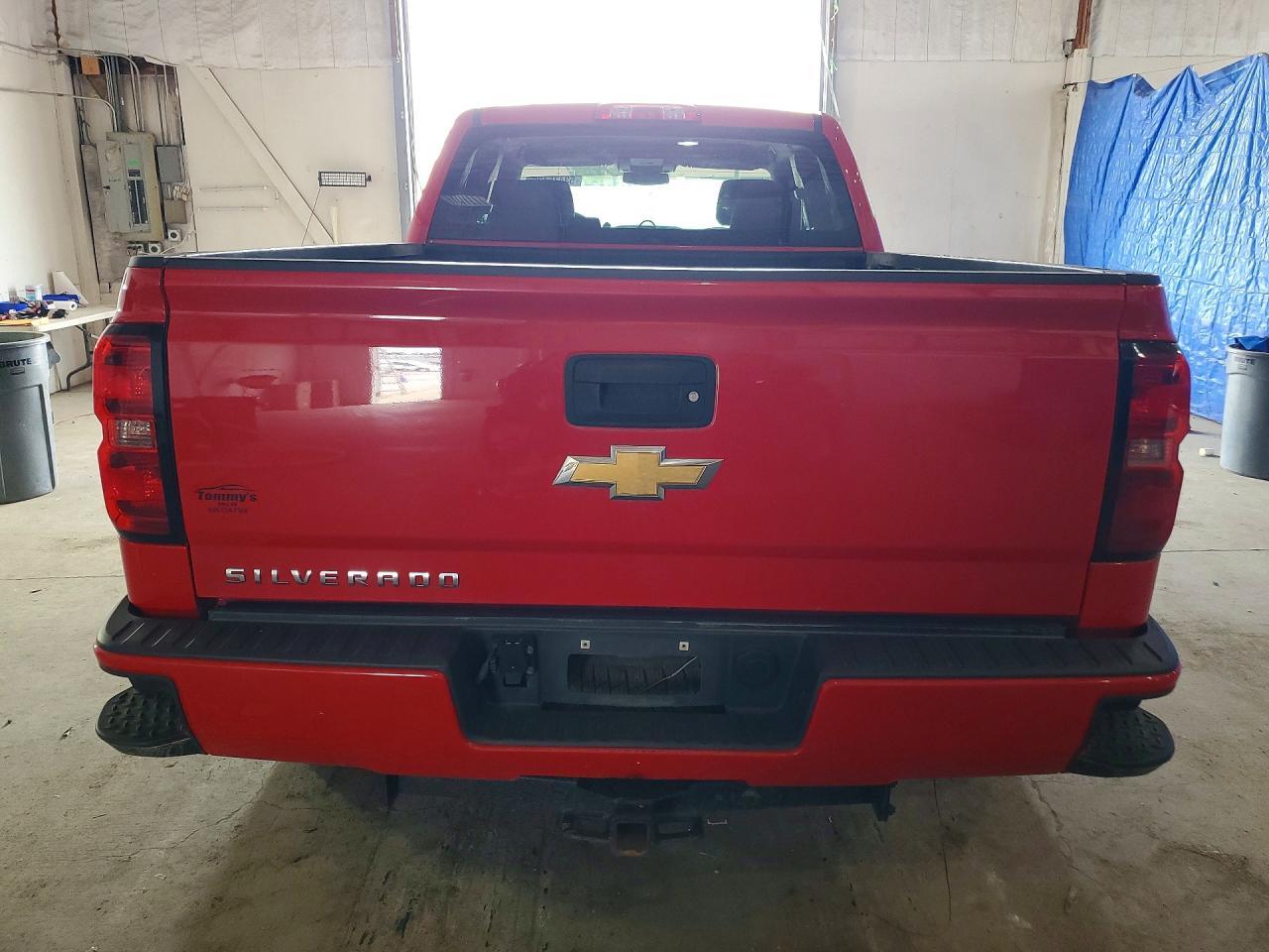 2017 Chevrolet Silverado K1500 Custom - Фото 6