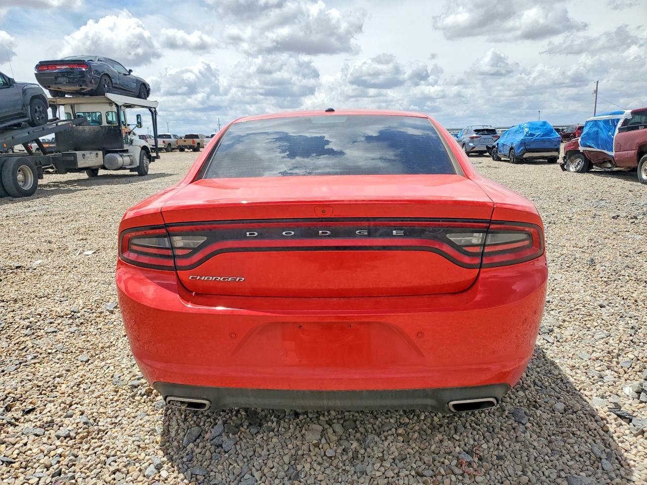 2022 Dodge Charger Sxt - Фото 6