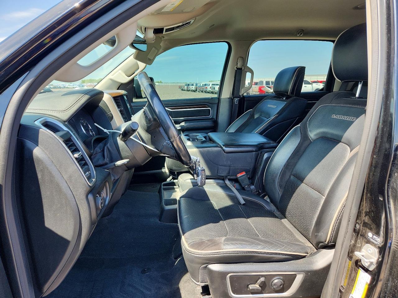 2022 Ram 1500 Laramie - Image 7
