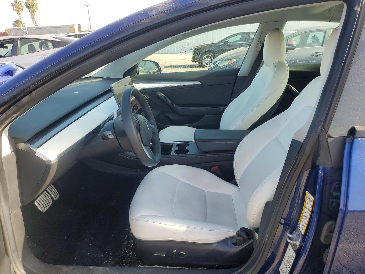 2021 Tesla Model 3 - Фото 7