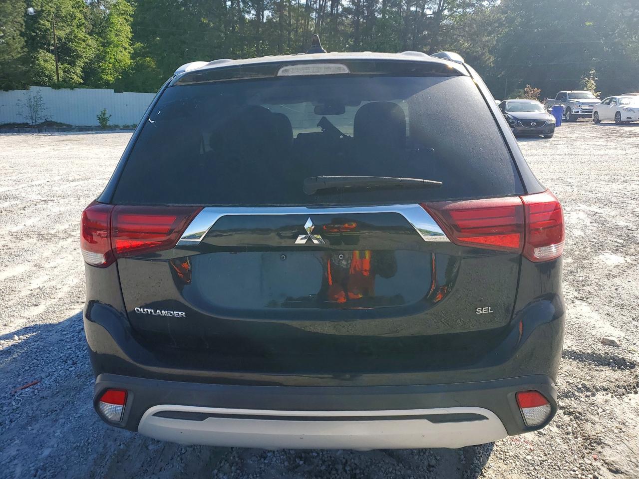 2020 Mitsubishi Outlander Se - Image 6