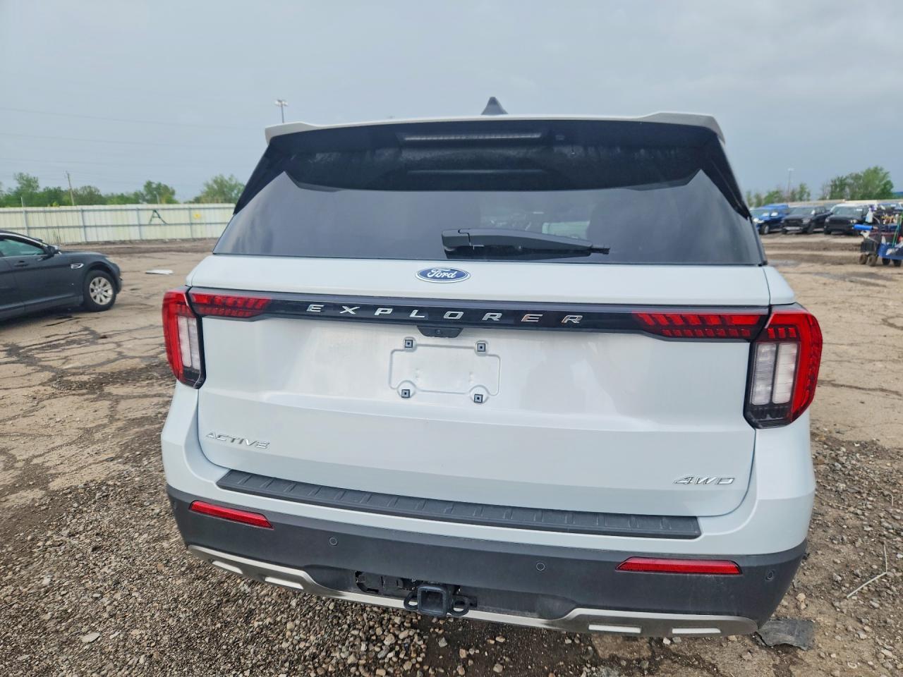 2026 Ford Explorer Active - Фото 6
