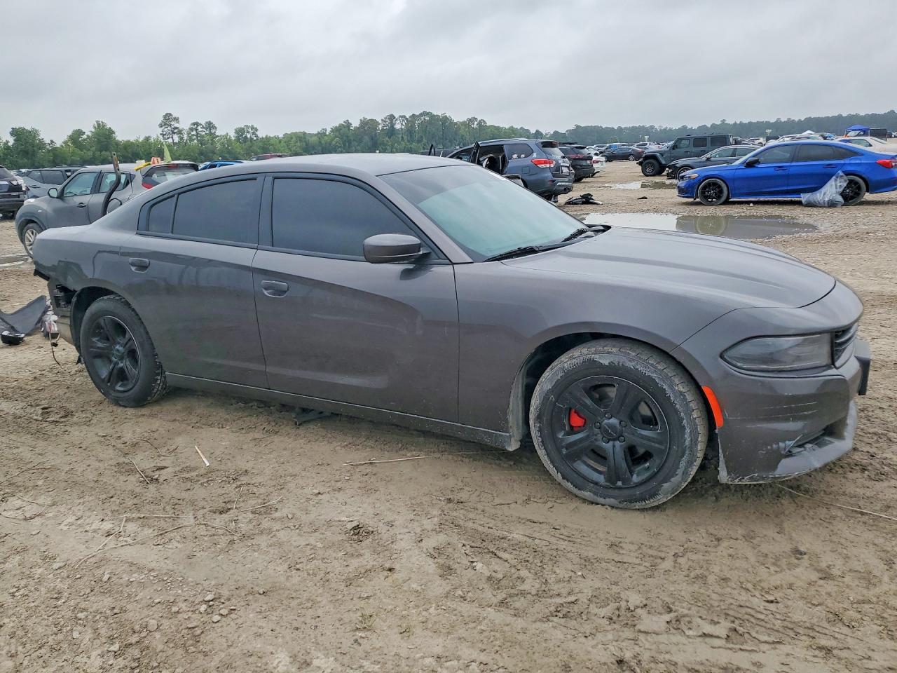 2021 Dodge Charger Sxt - Фото 4