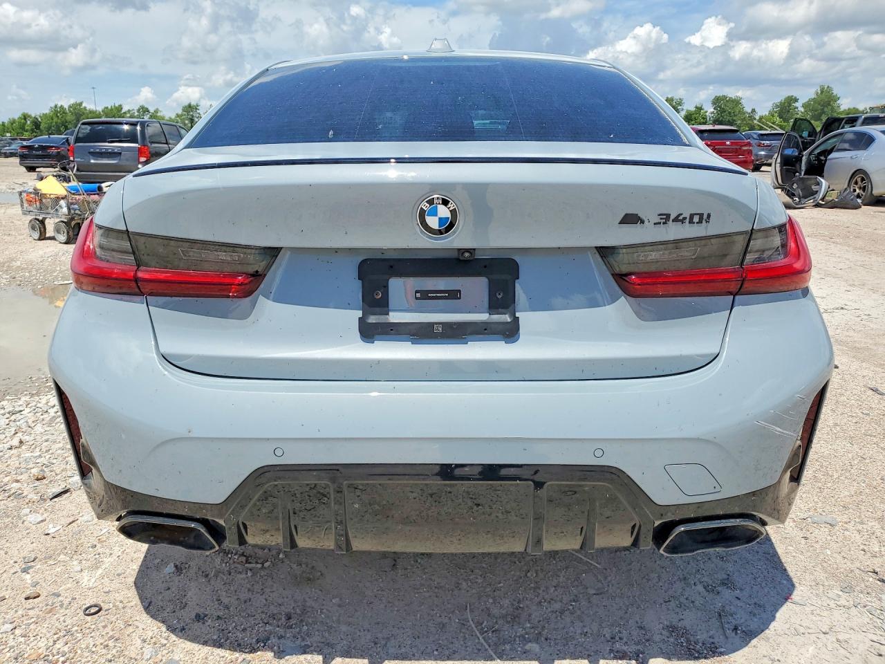 2025 BMW M340I - Image 6