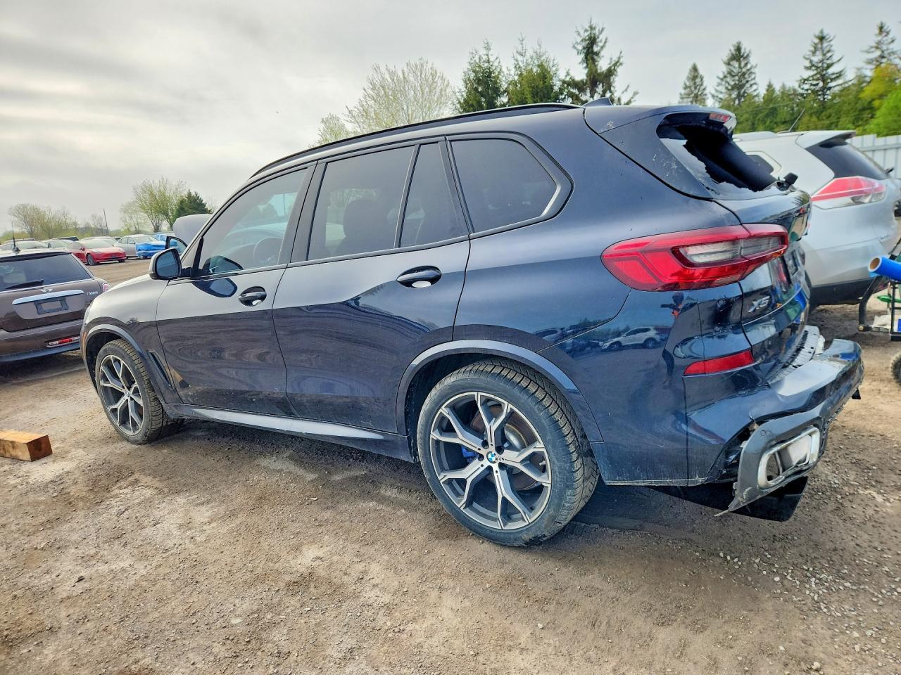 2019 BMW X5 xDrive40I - Image 2