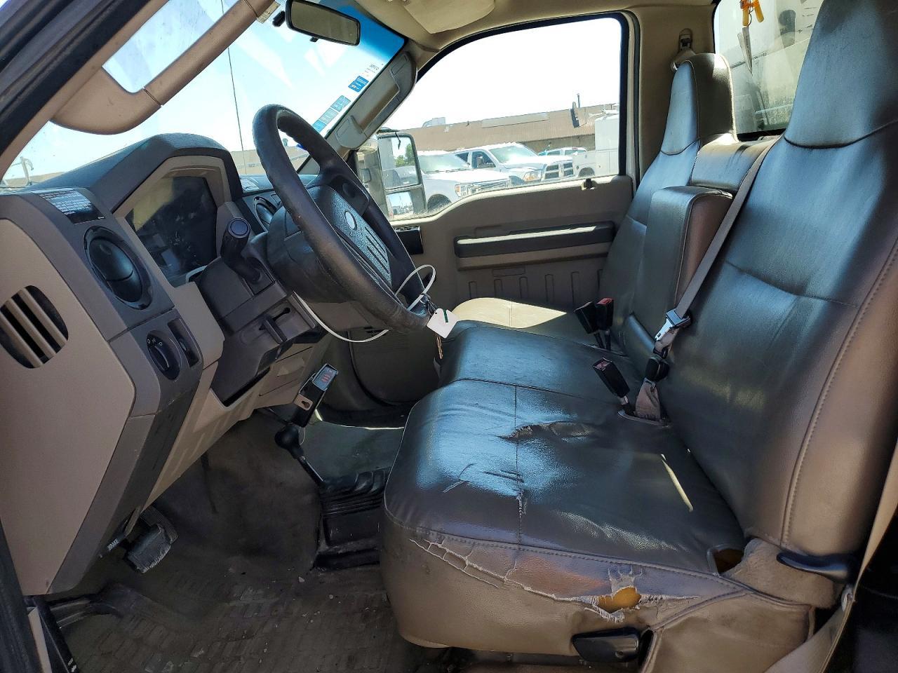 2008 Ford F550 Super Duty - Image 7