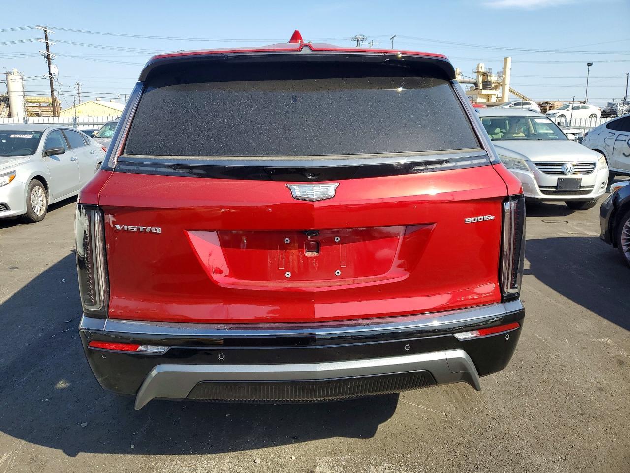 2026 Cadillac Vistiq Sport - Image 6
