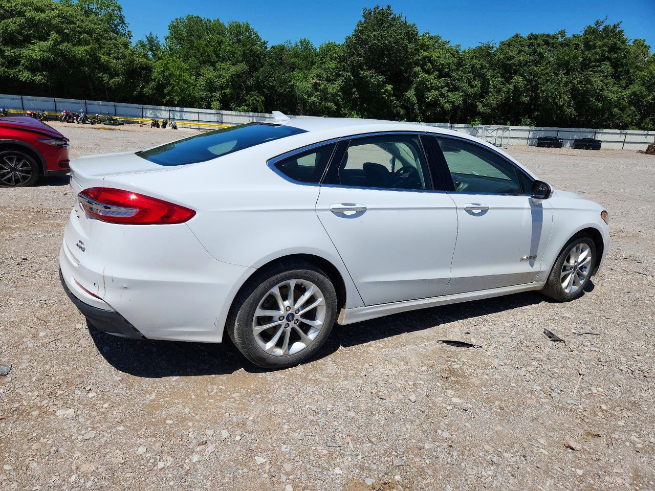 2019 Ford Fusion Sel - Фото 3