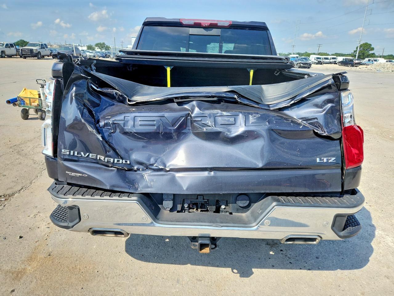 2023 Chevrolet Silverado K1500 Ltz - Фото 6