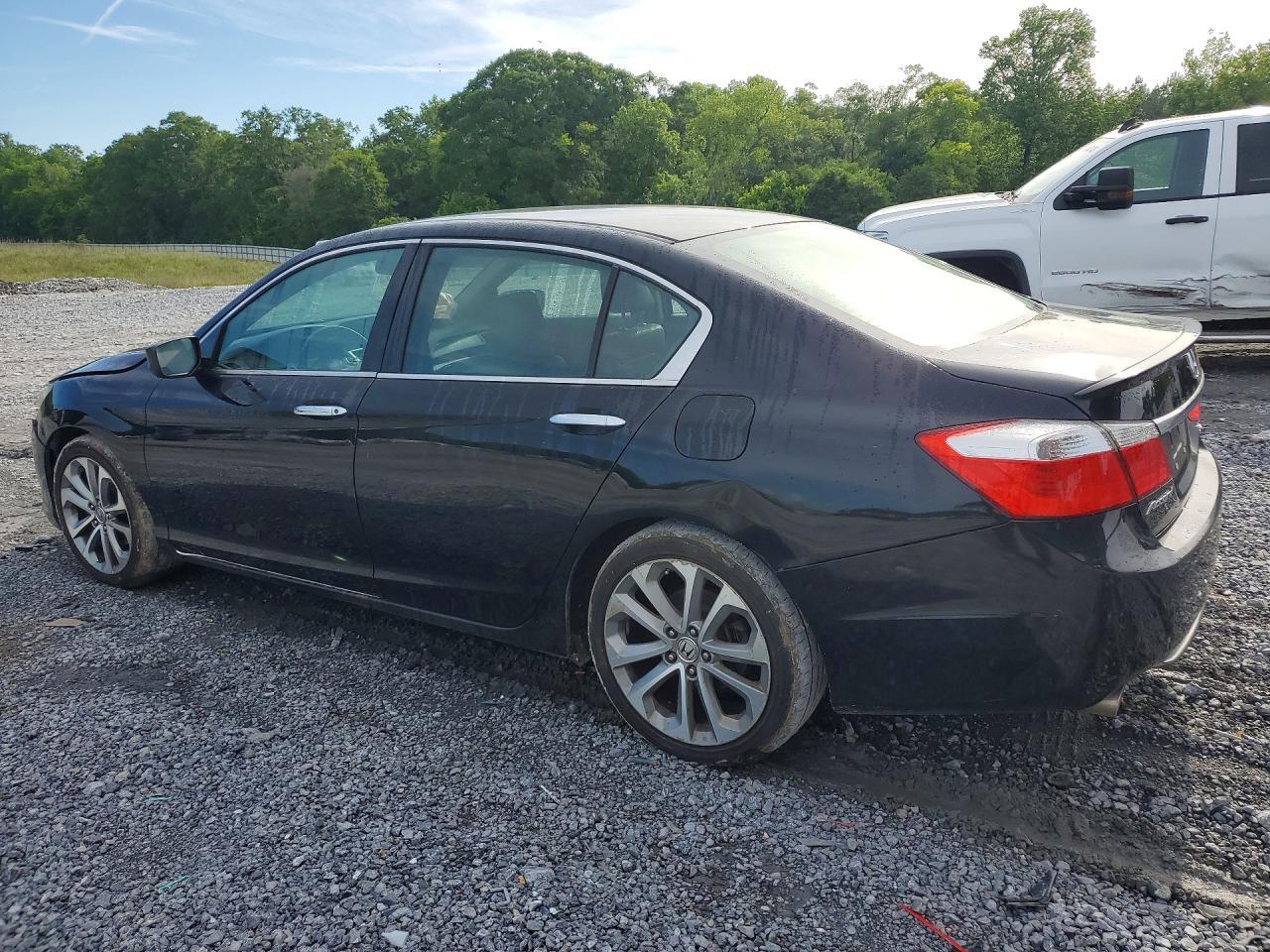 2014 Honda Accord Sport - Image 2
