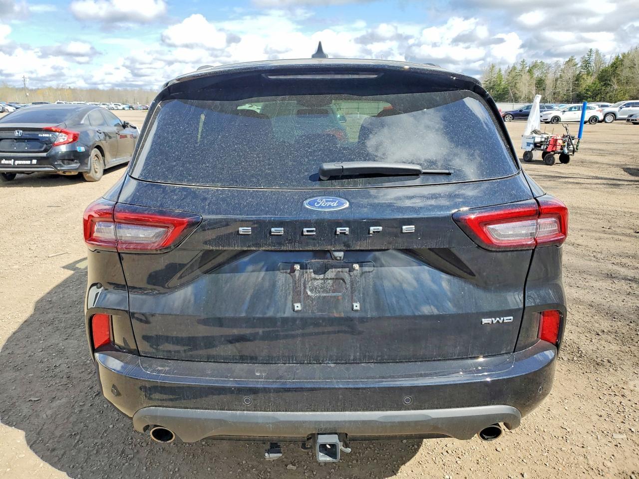 2025 Ford Escape St Line Elite - Image 6
