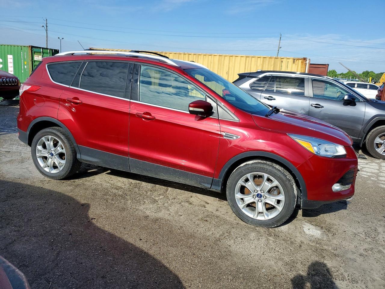 2016 Ford Escape Titanium - Image 4
