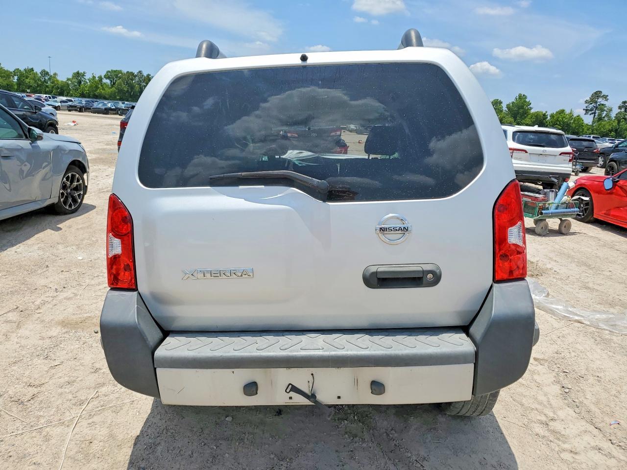 2013 Nissan Xterra X - Фото 6