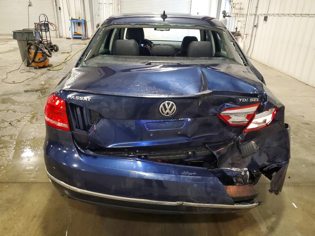 2014 Volkswagen Passat Sel - Фото 6