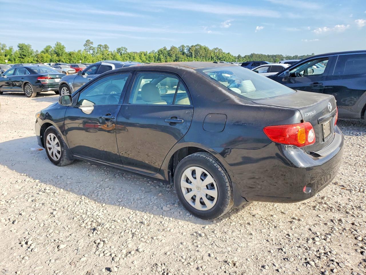 2010 Toyota Corolla Le - Фото 2