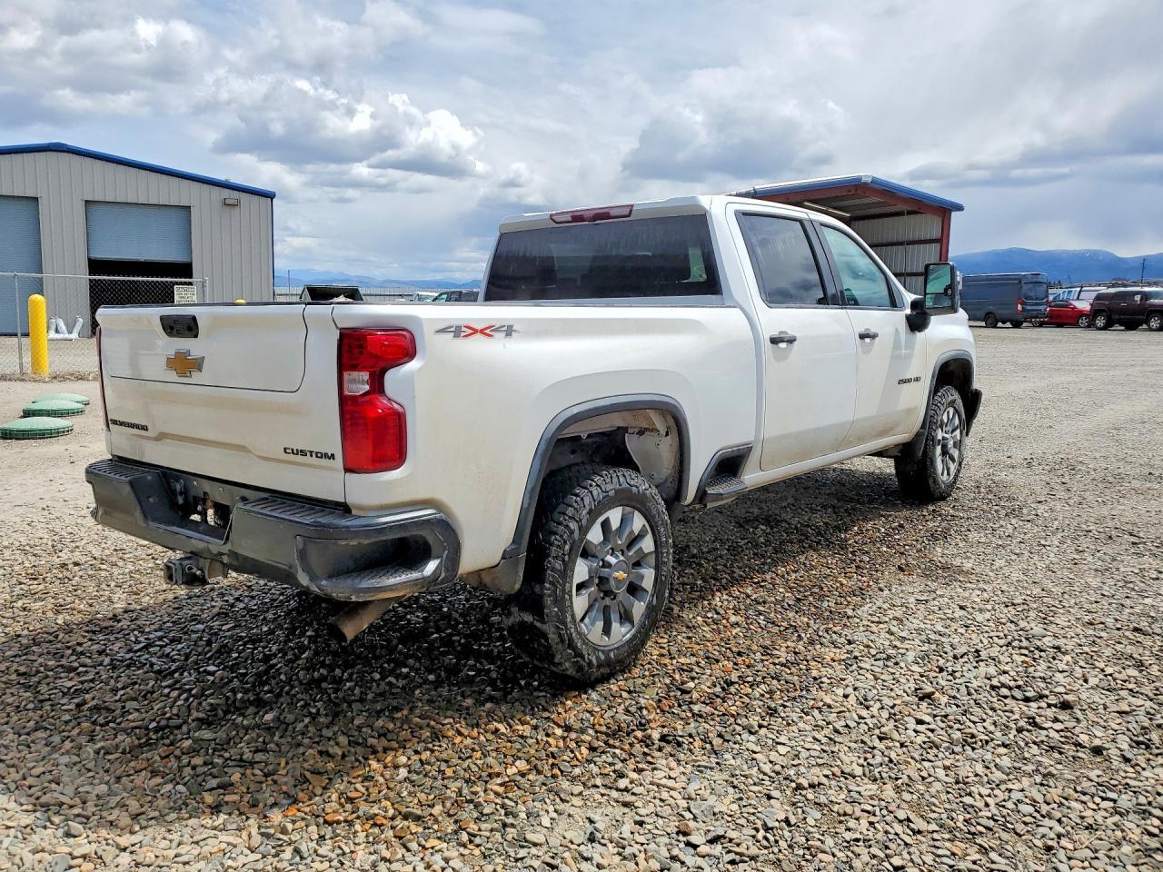 2022 Chevrolet Silverado K2500 Custom - Image 3