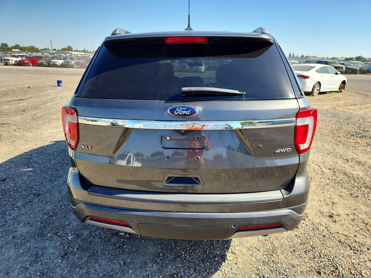 2019 Ford Explorer Xlt - Фото 6