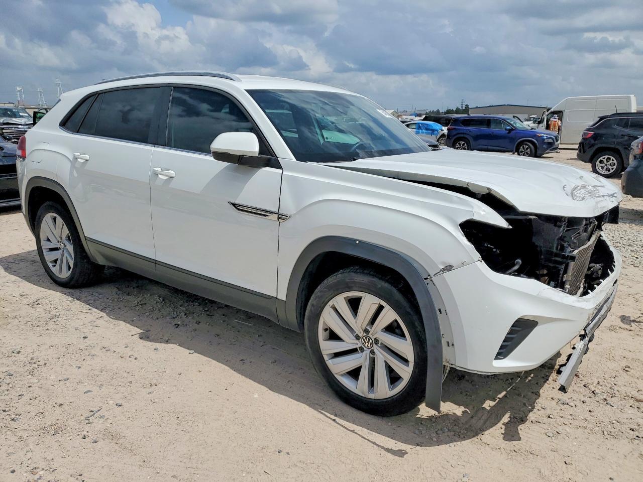 2020 Volkswagen Atlas Cross Sport Se - Фото 4