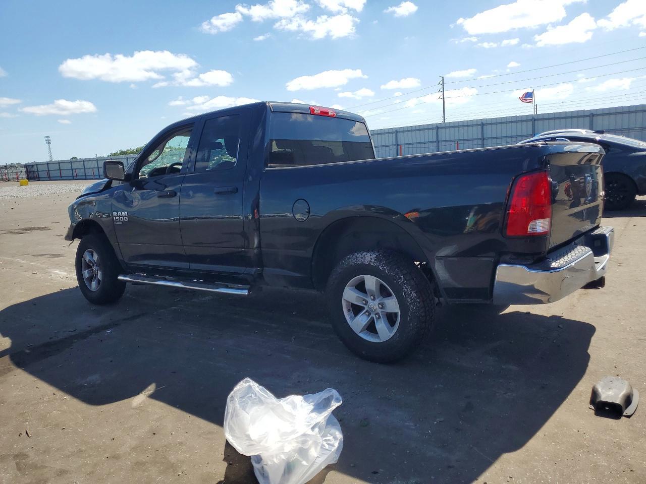 2019 Ram 1500 Classic Tradesman - Фото 2