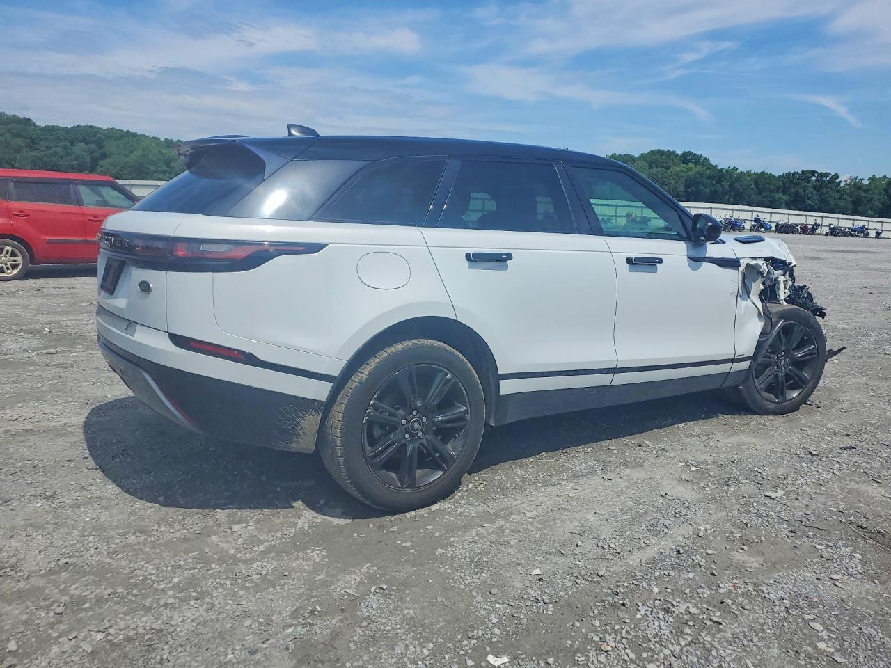 2020 Land Rover Range Rover Velar R-Dynamic S - Фото 3