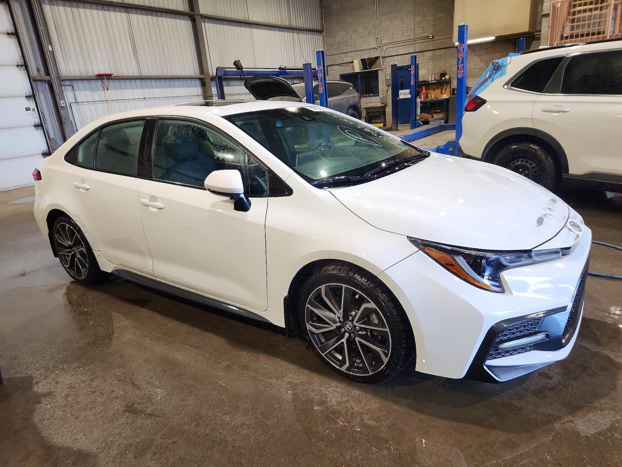 2020 Toyota Corolla Se - Фото 4