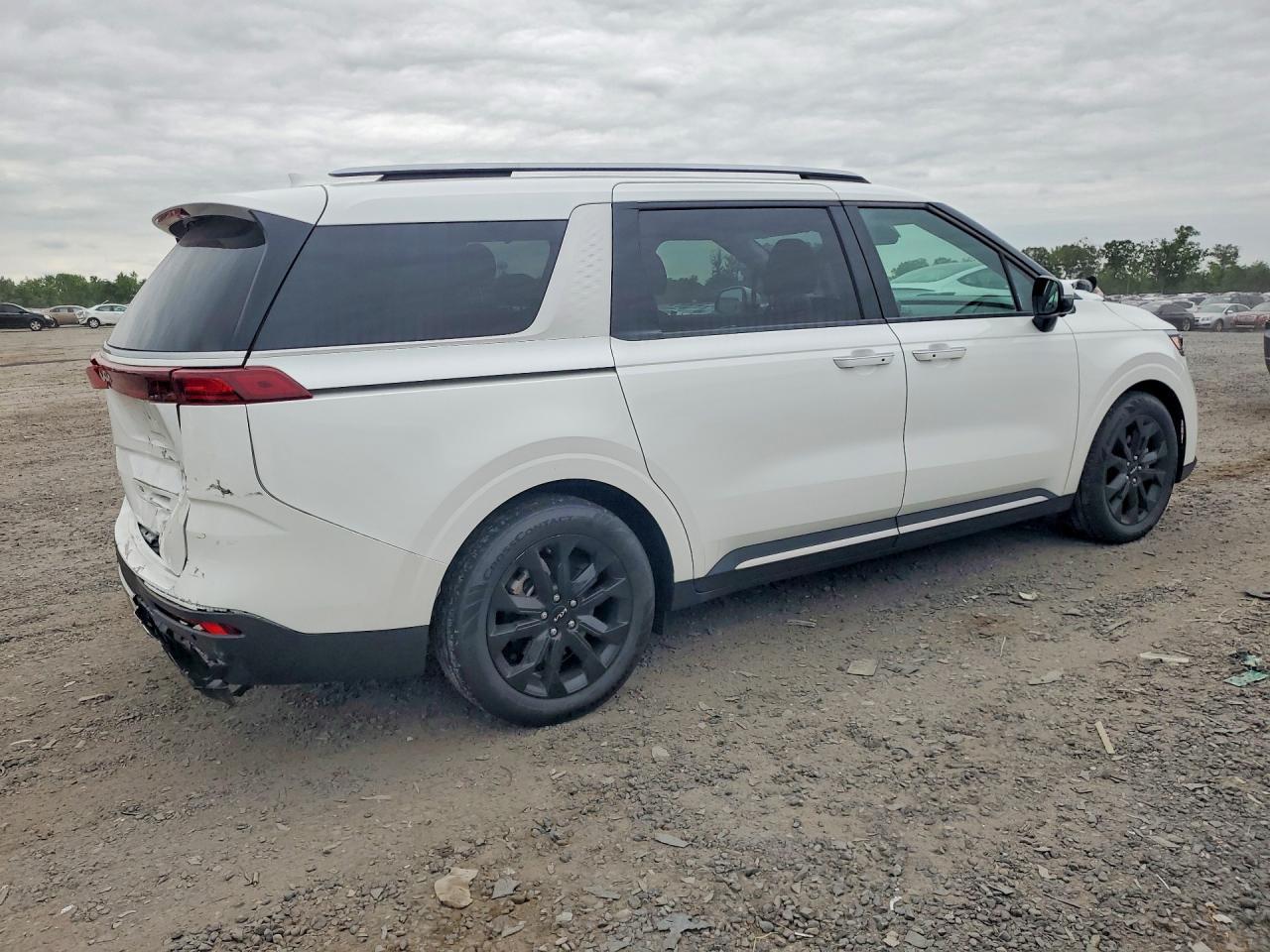 2024 Kia Carnival Sx - Фото 3