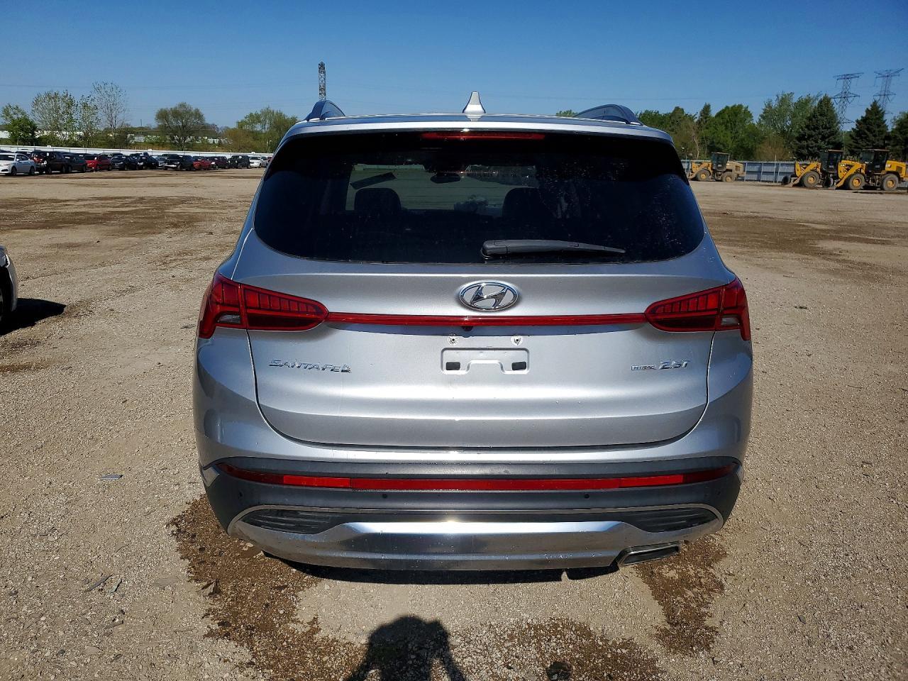 2023 Hyundai Santa Fe Limited - Image 6