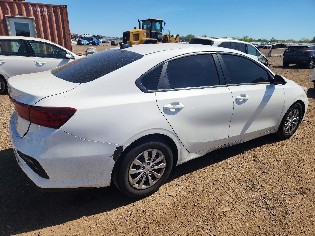 2021 Kia Forte Fe - Фото 3