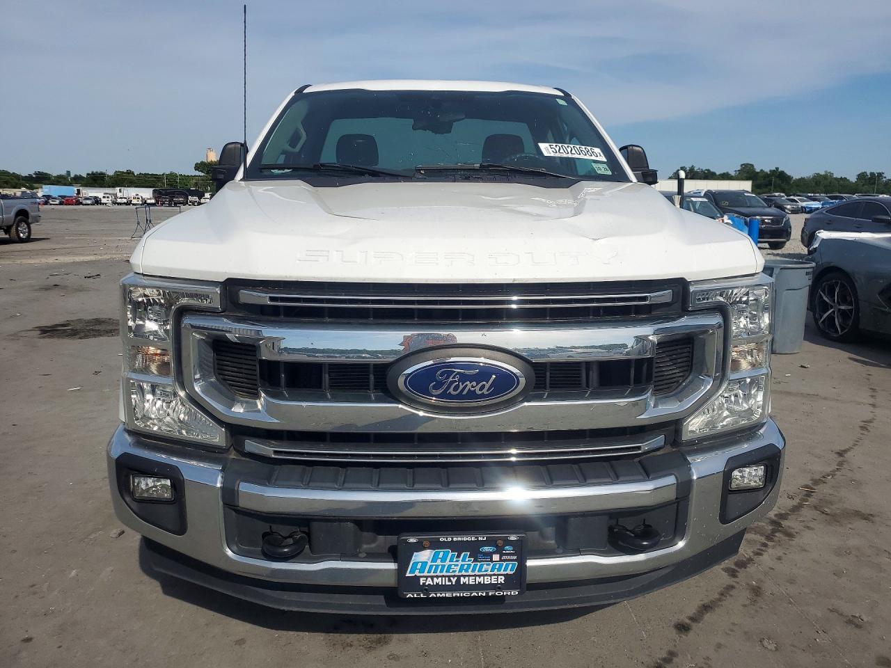 2022 Ford F350 Super Duty - Image 5