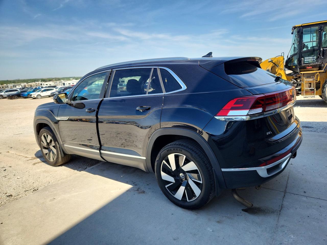 2024 Volkswagen Atlas Cross Sport Sel - Фото 2