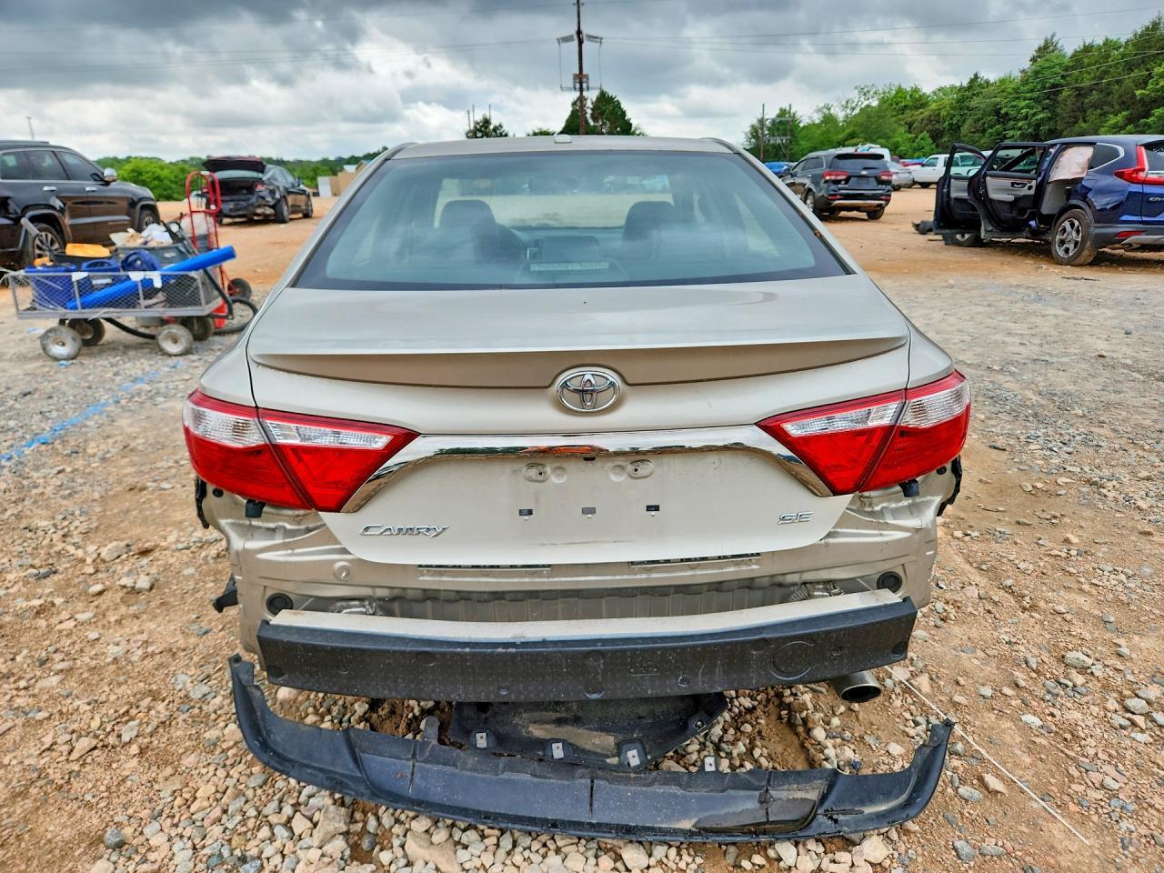 2015 Toyota Camry Se - Фото 6