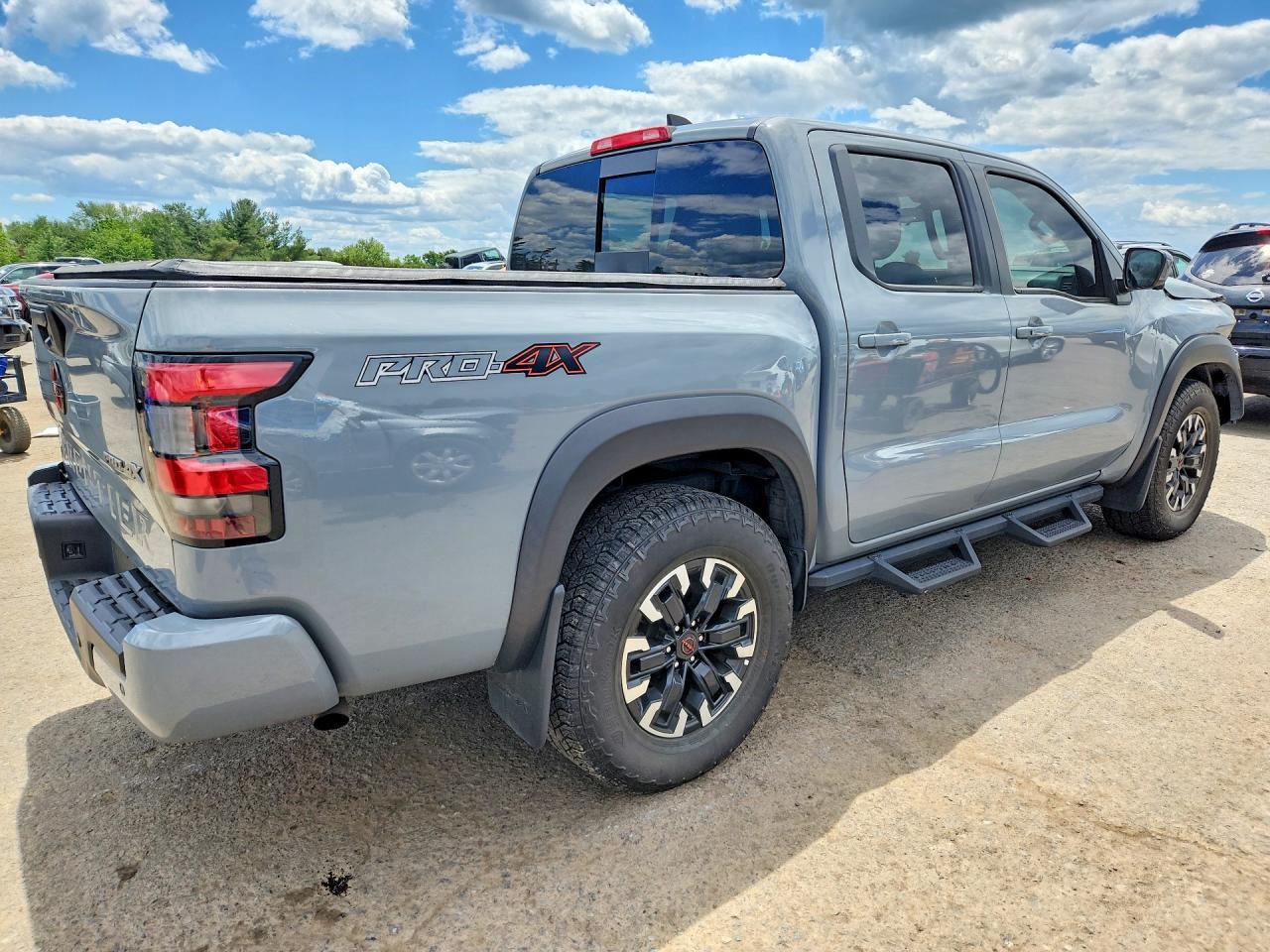 2023 Nissan Frontier Pro-X - Image 3