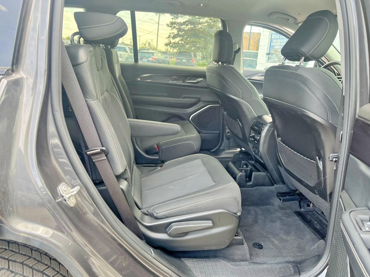 2021 Jeep Grand Cherokee L Laredo - Фото 6