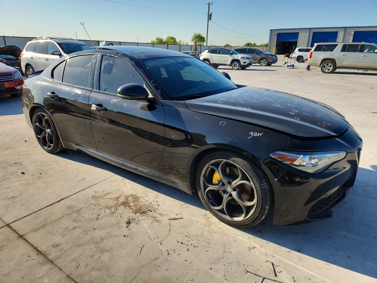 2019 Alfa Romeo Giulia Ti - Image 4