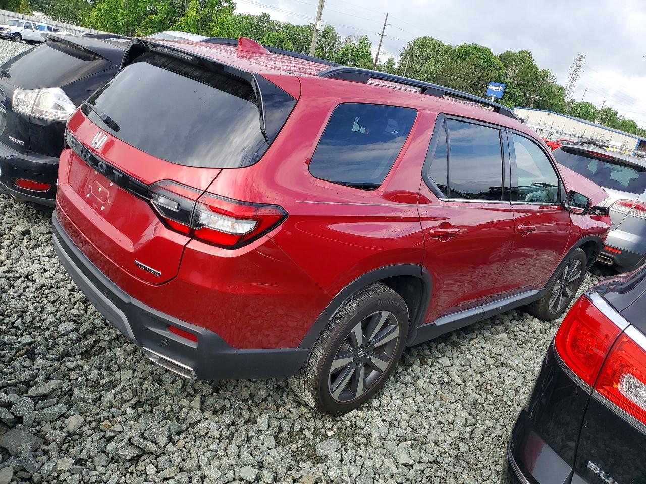 2025 Honda Pilot Touring - Image 3