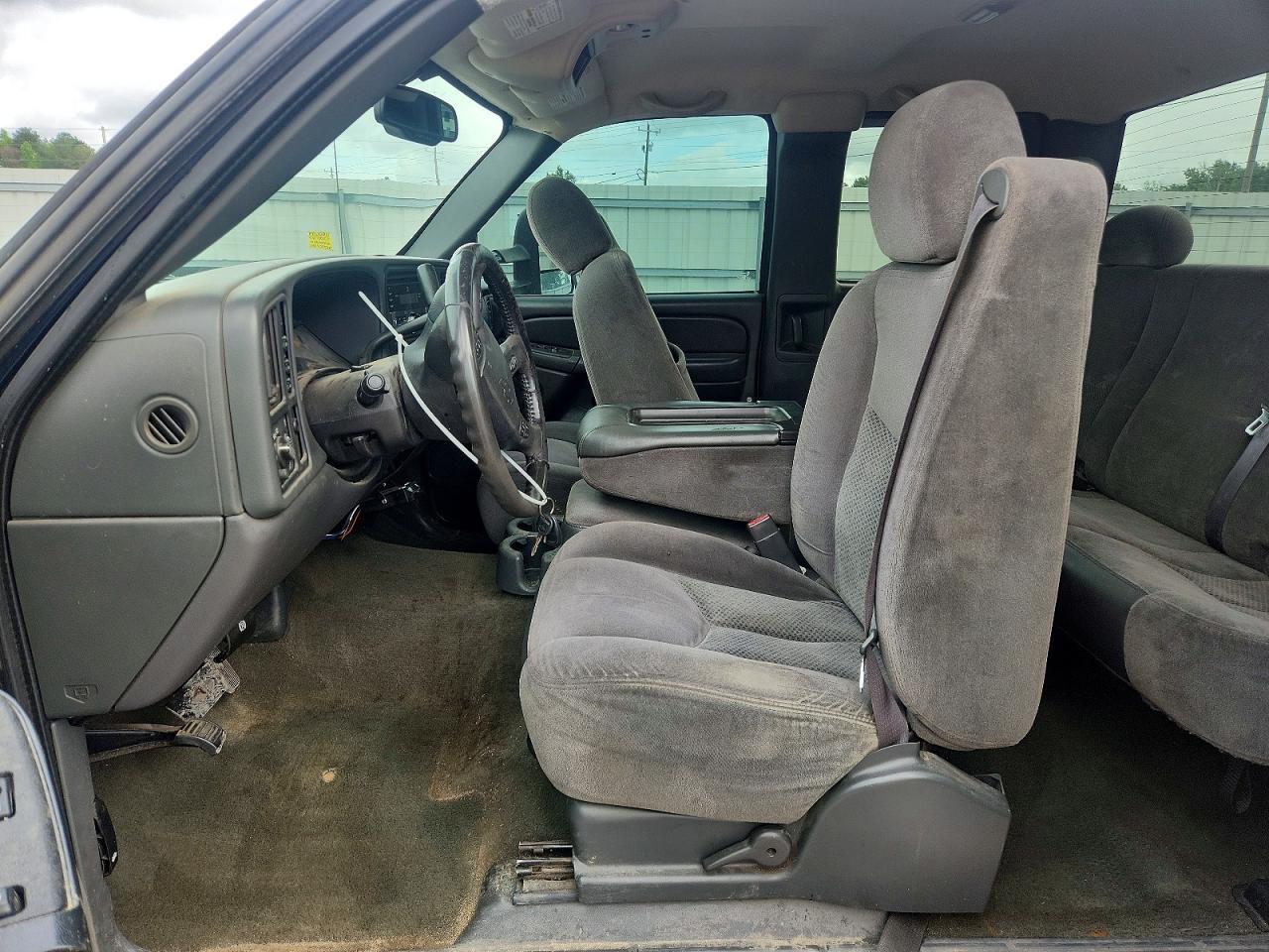 2007 Chevrolet Silverado K2500 Heavy Duty - Image 7