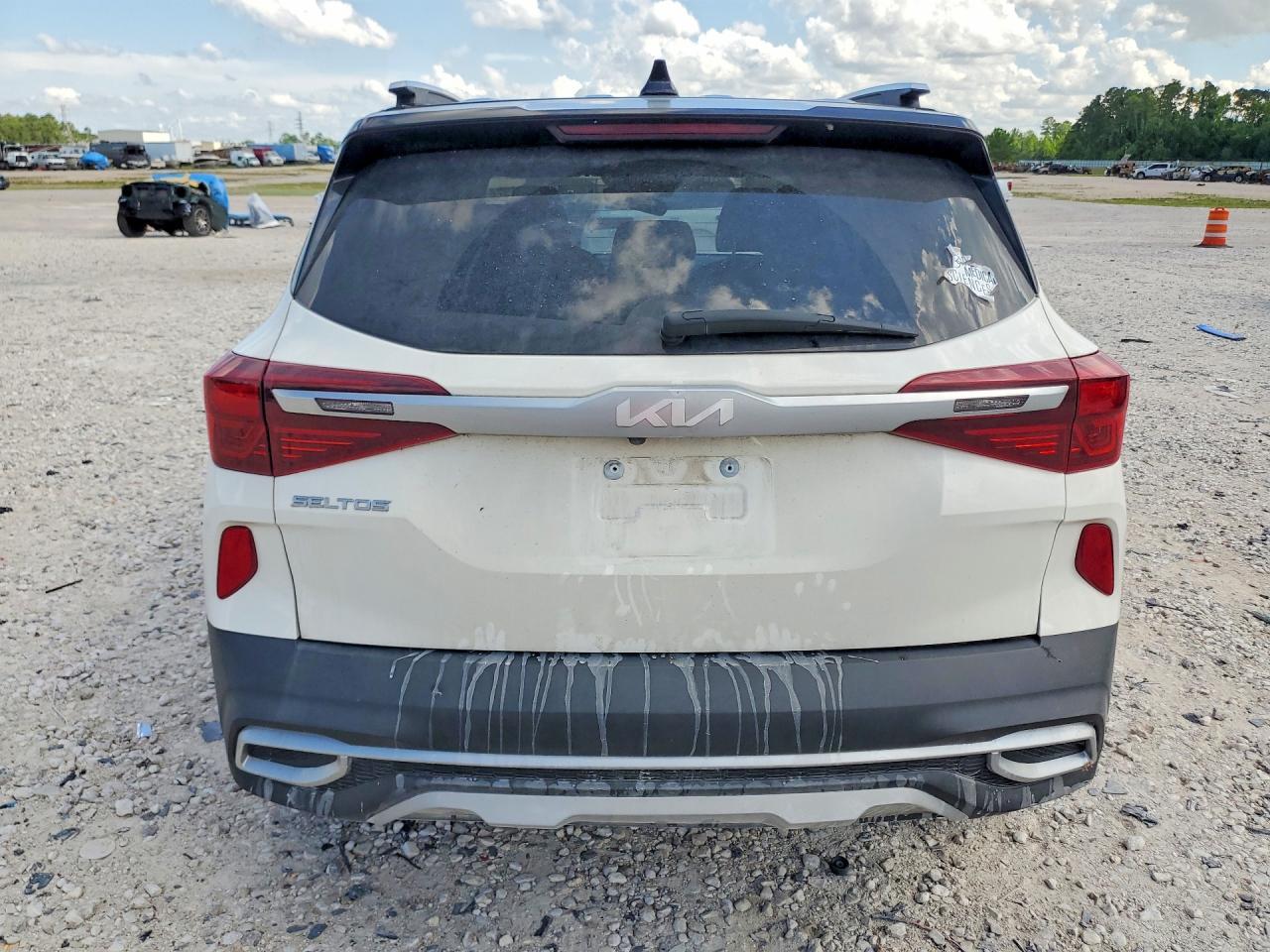 2022 Kia Seltos S - Фото 6