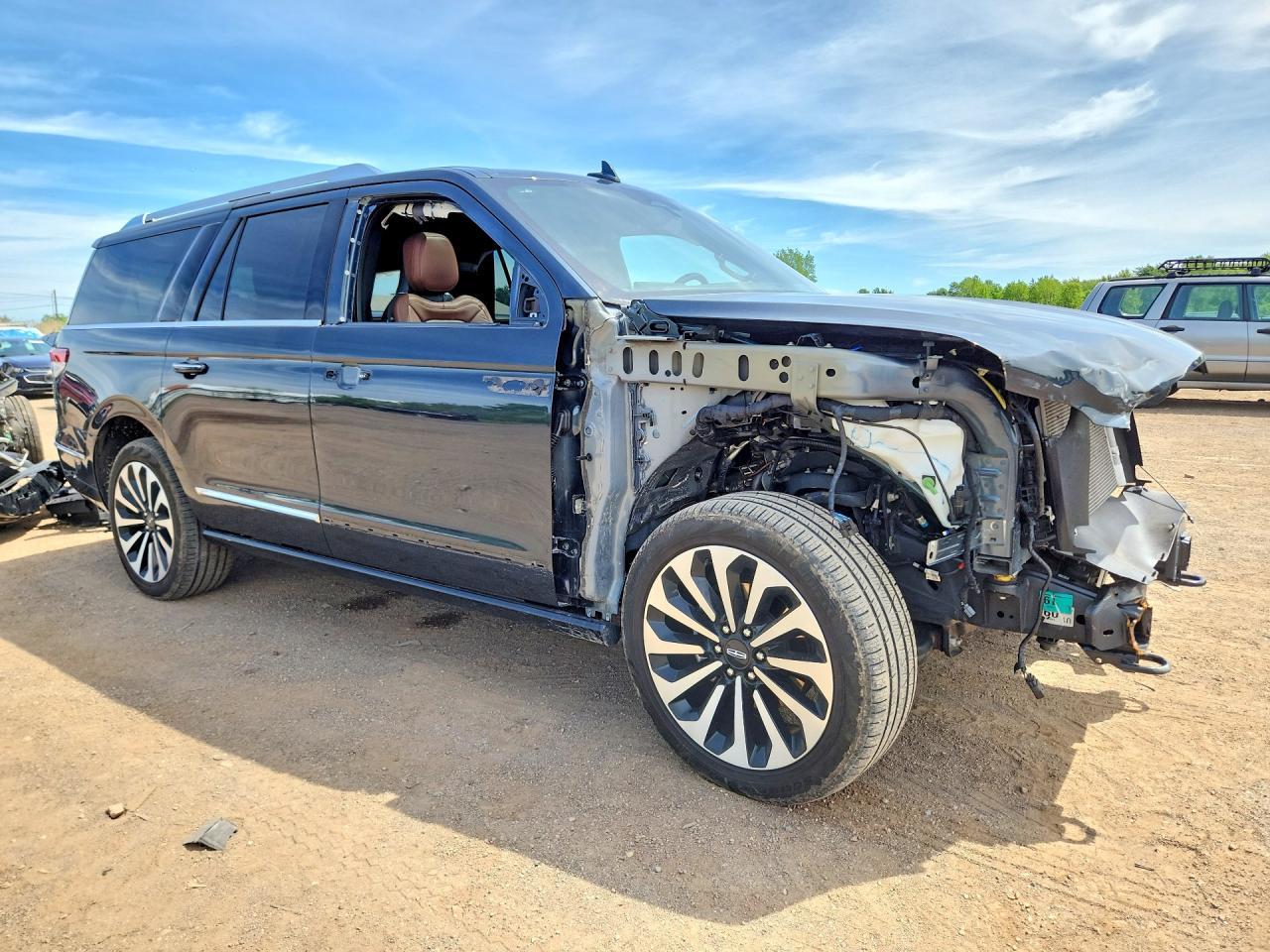 2024 Lincoln Navigator L Reserve - Image 4