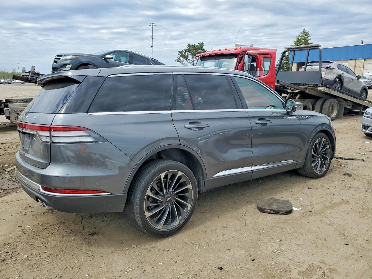 2022 Lincoln Aviator Reserve - Фото 3