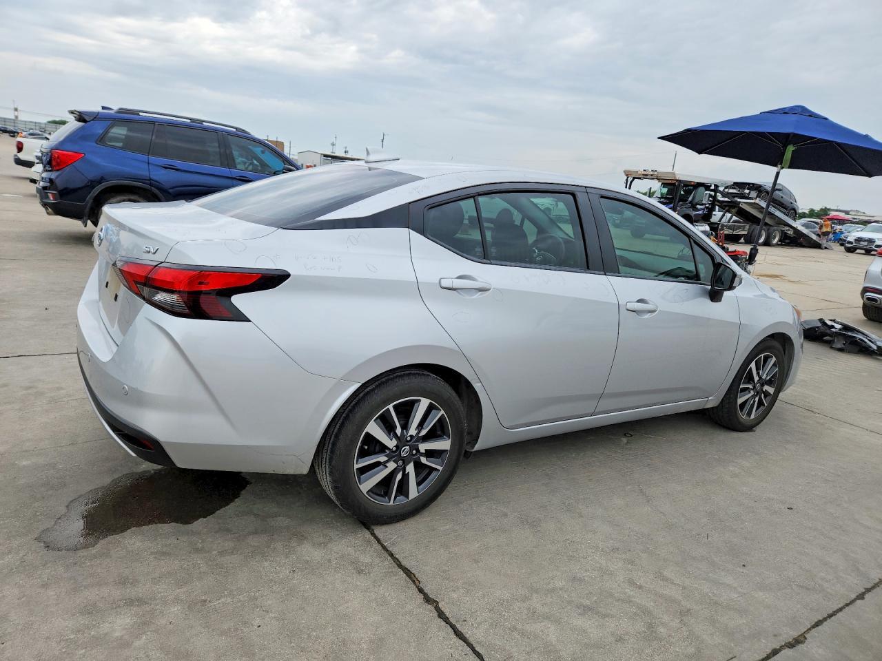2020 Nissan Versa Sv - Фото 3