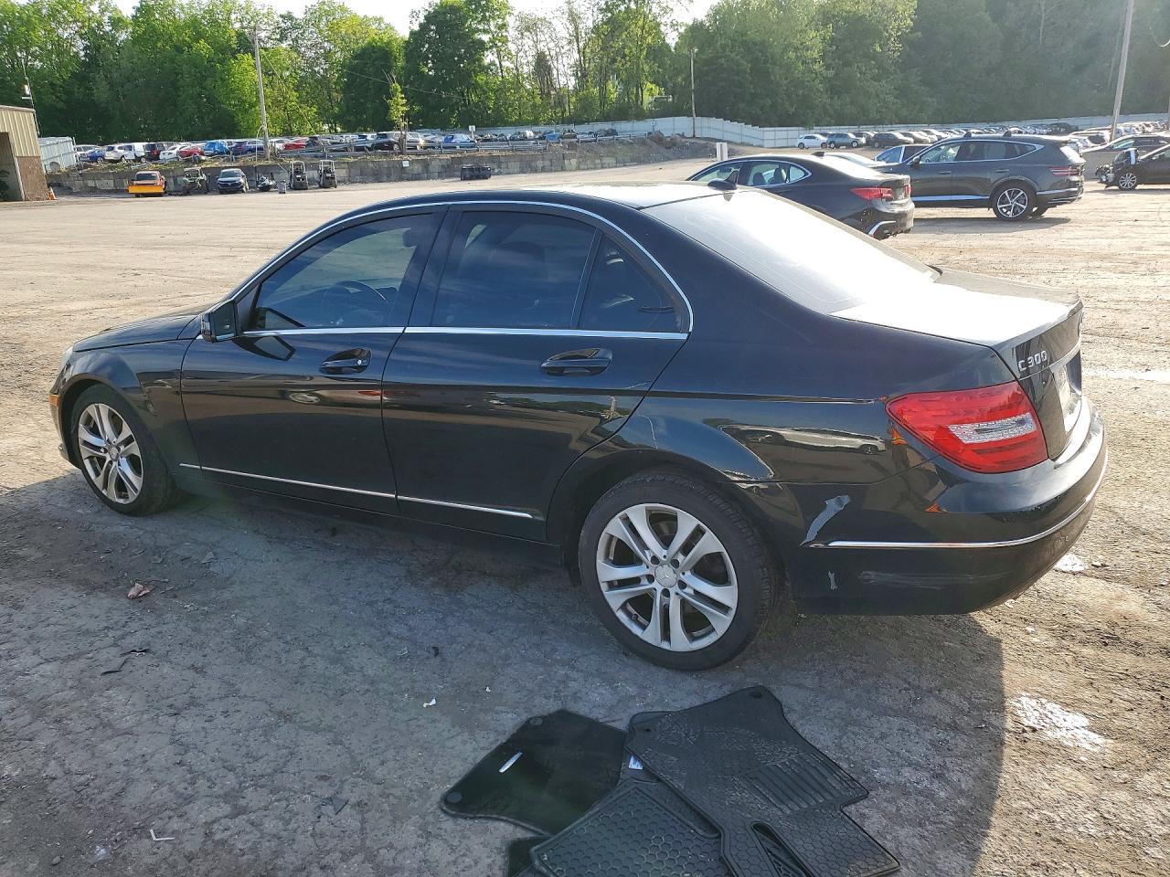 2013 Mercedes-Benz C 300 4Matic - Image 3