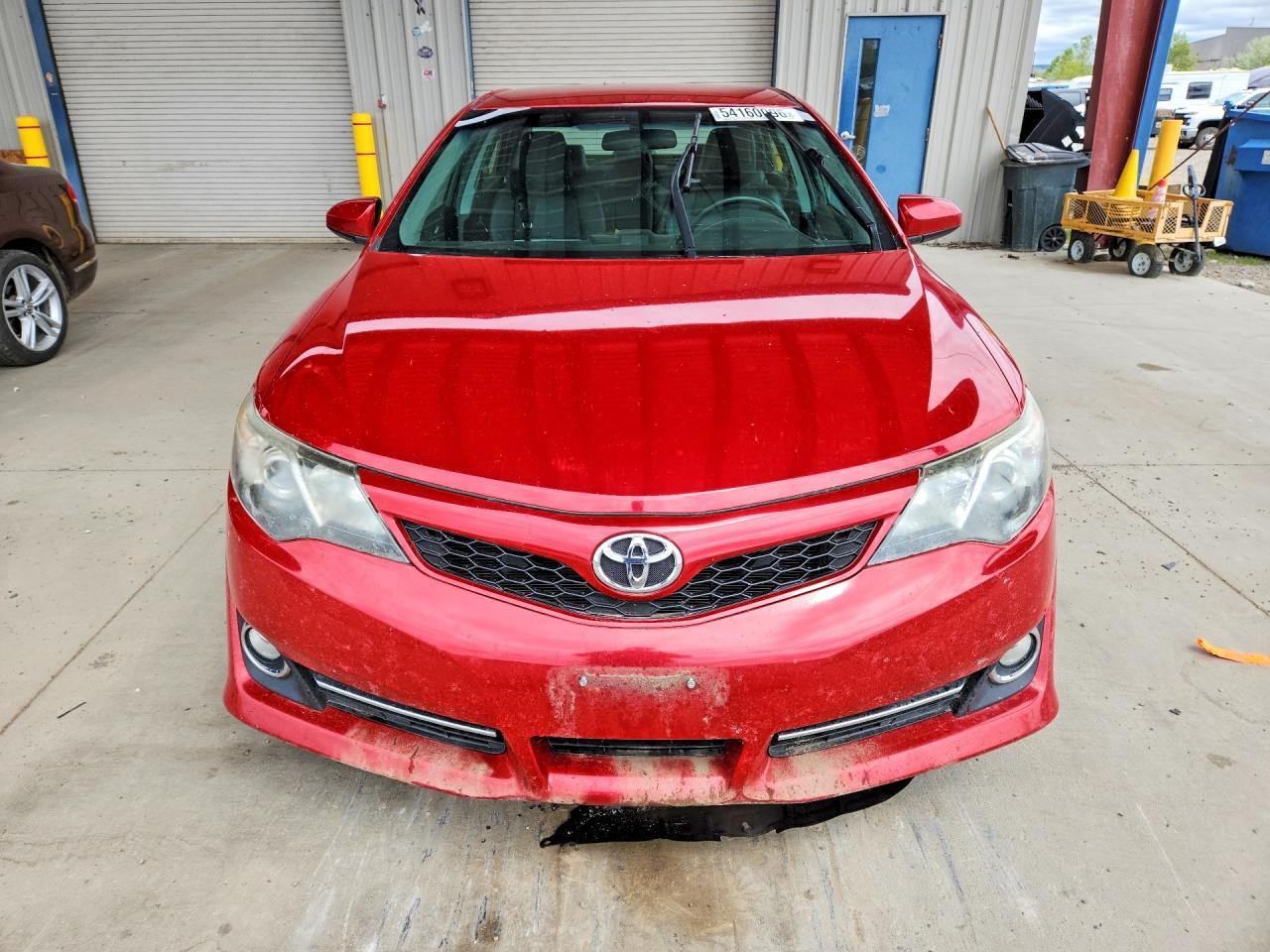 2014 Toyota Camry Se - Фото 5