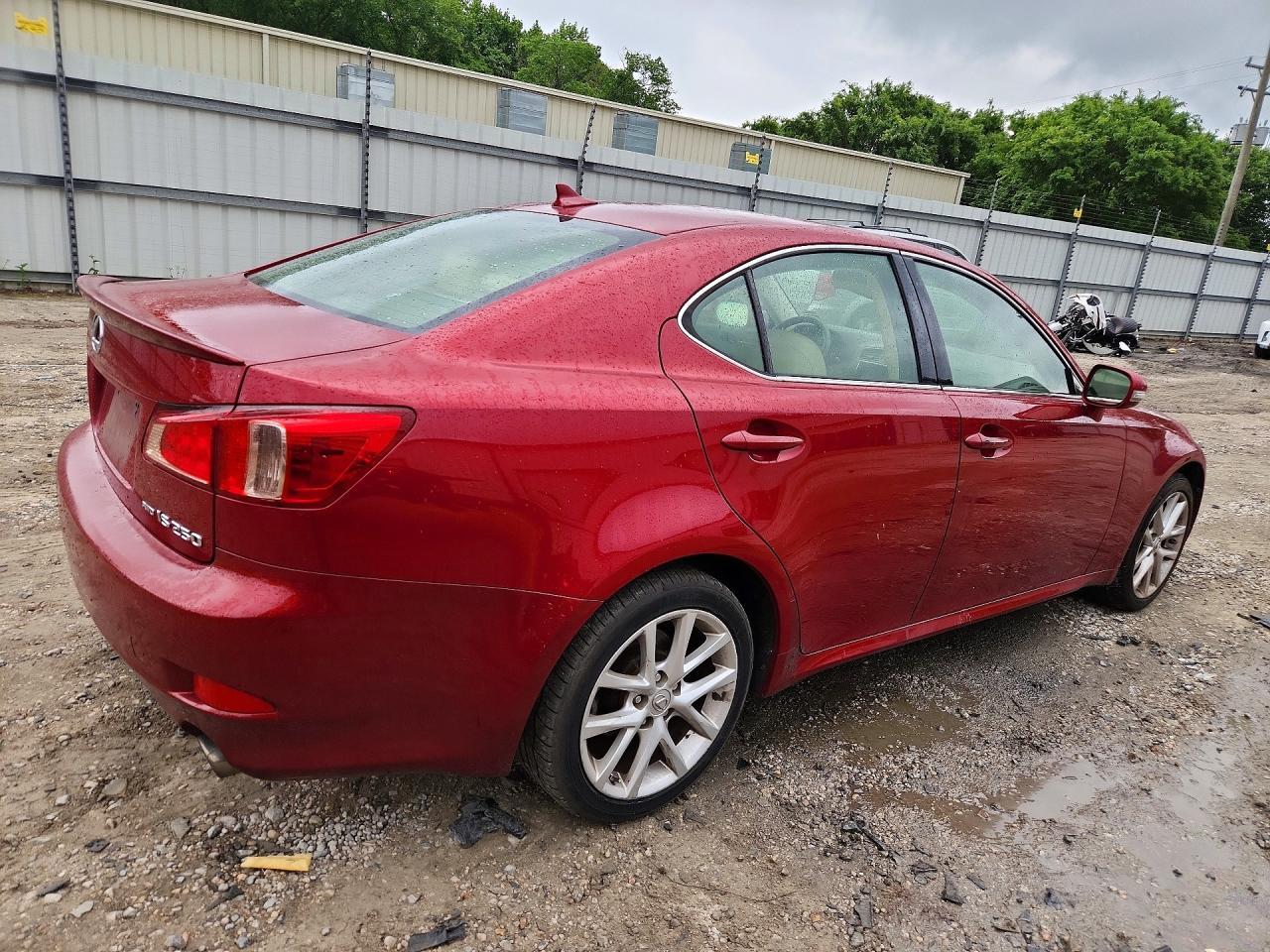 2013 Lexus Is 250 - Image 3