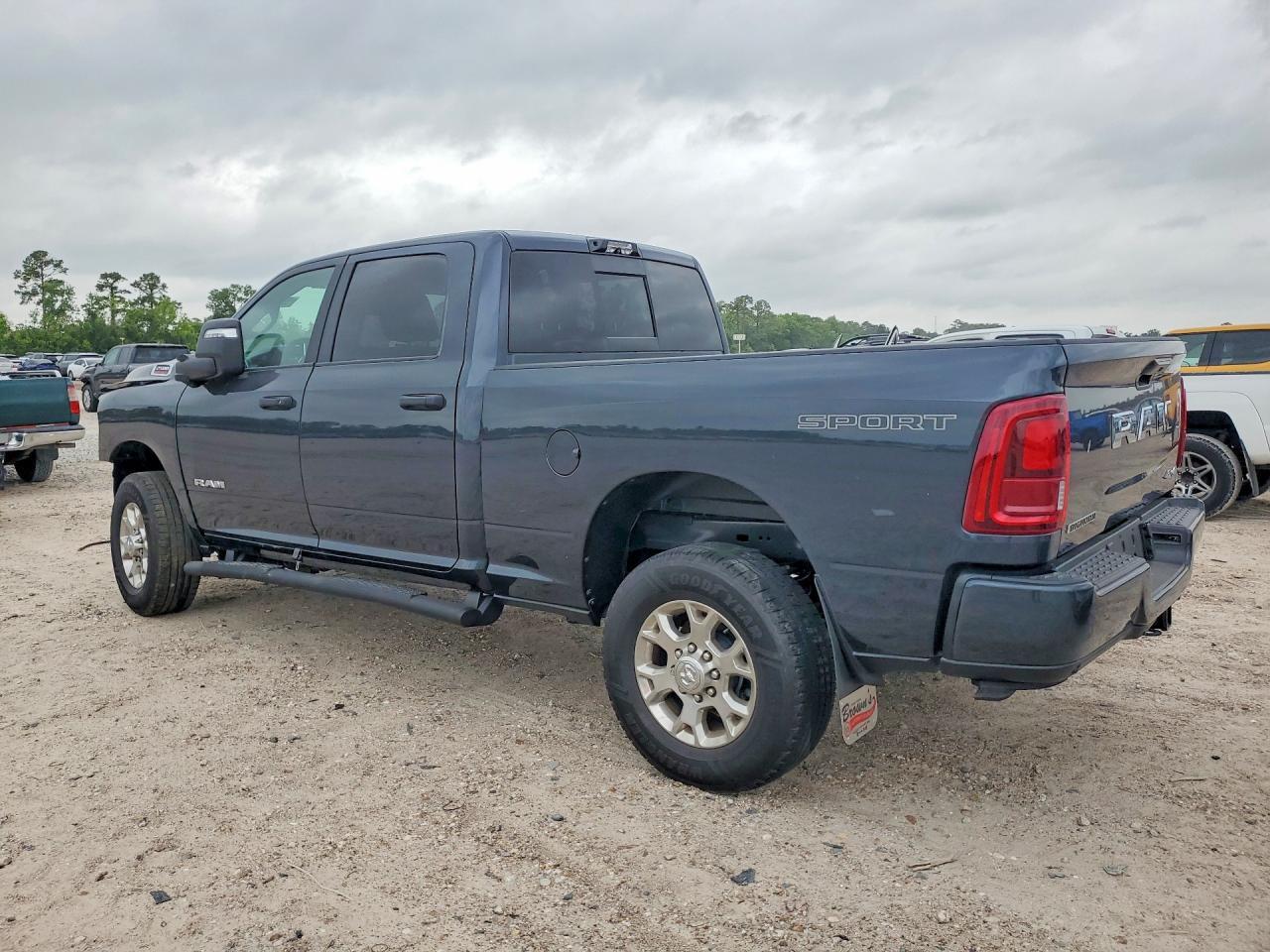 2026 Ram 2500 Big Horn - Фото 2
