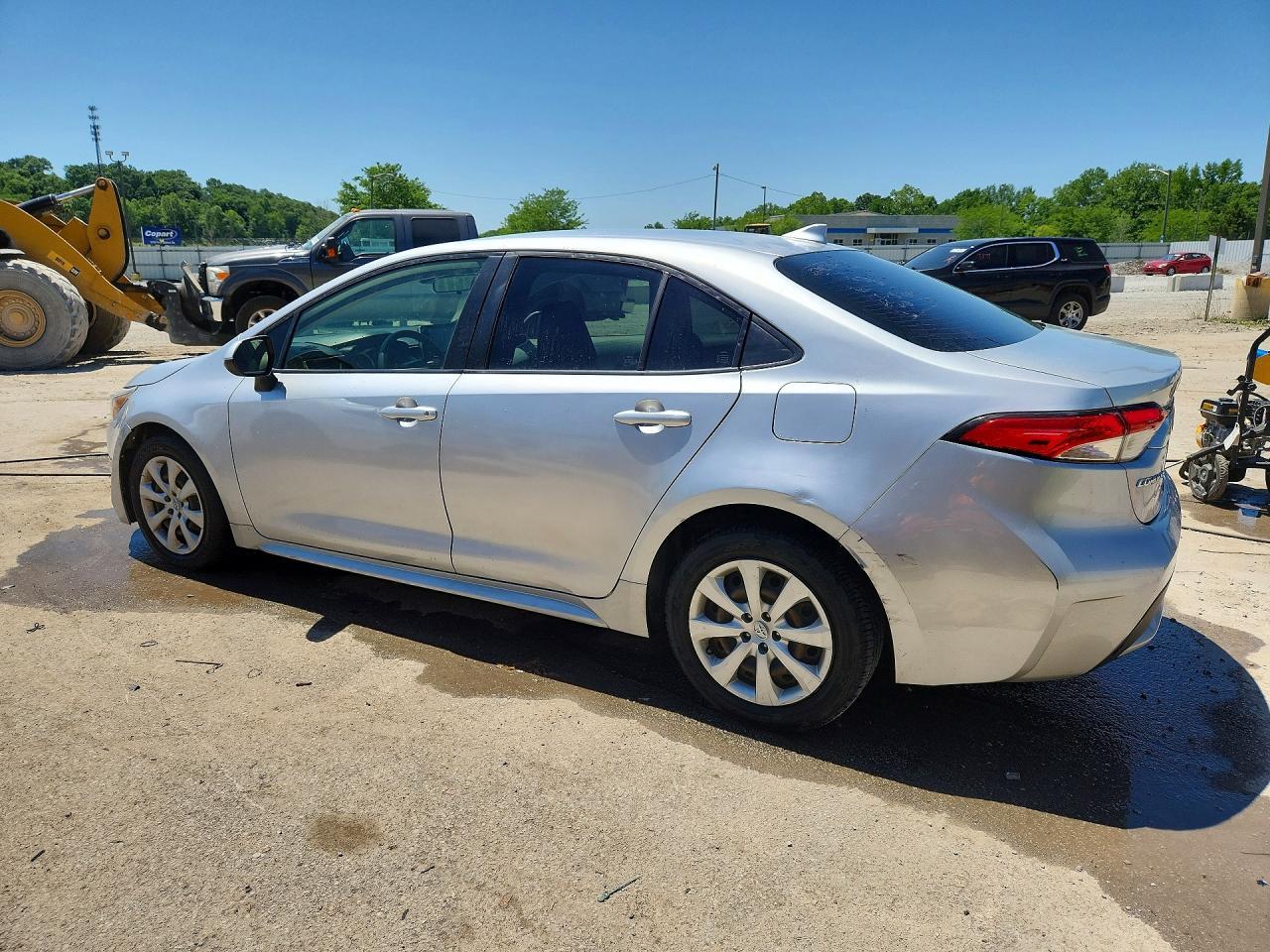 2020 Toyota Corolla Le - Фото 2