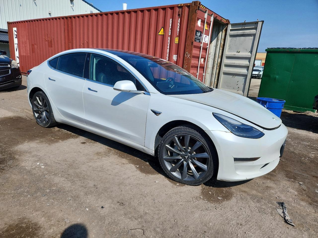 2020 Tesla Model 3 - Фото 4