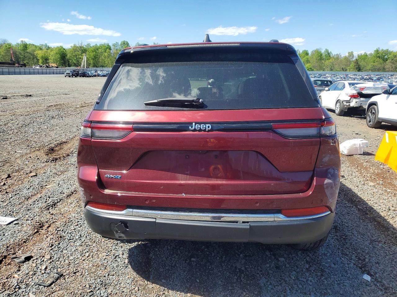 2023 Jeep Grand Cherokee Limited 4Xe - Image 6