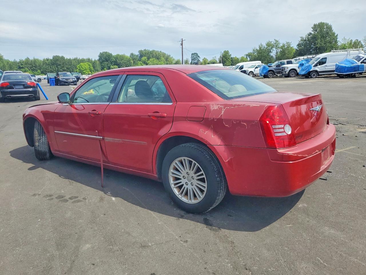 2008 Chrysler 300 Lx - Image 2