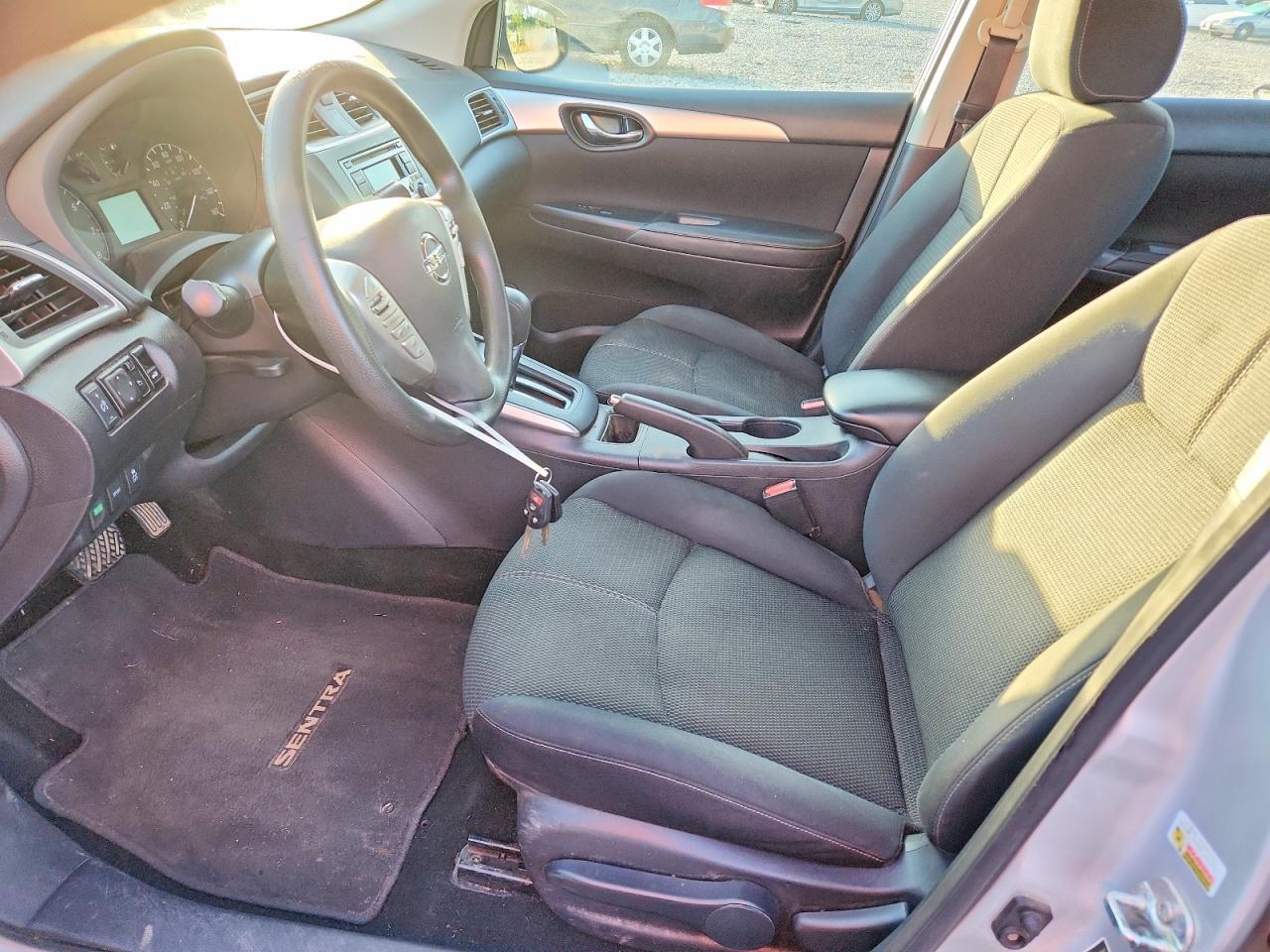 2017 Nissan Sentra S - Image 7