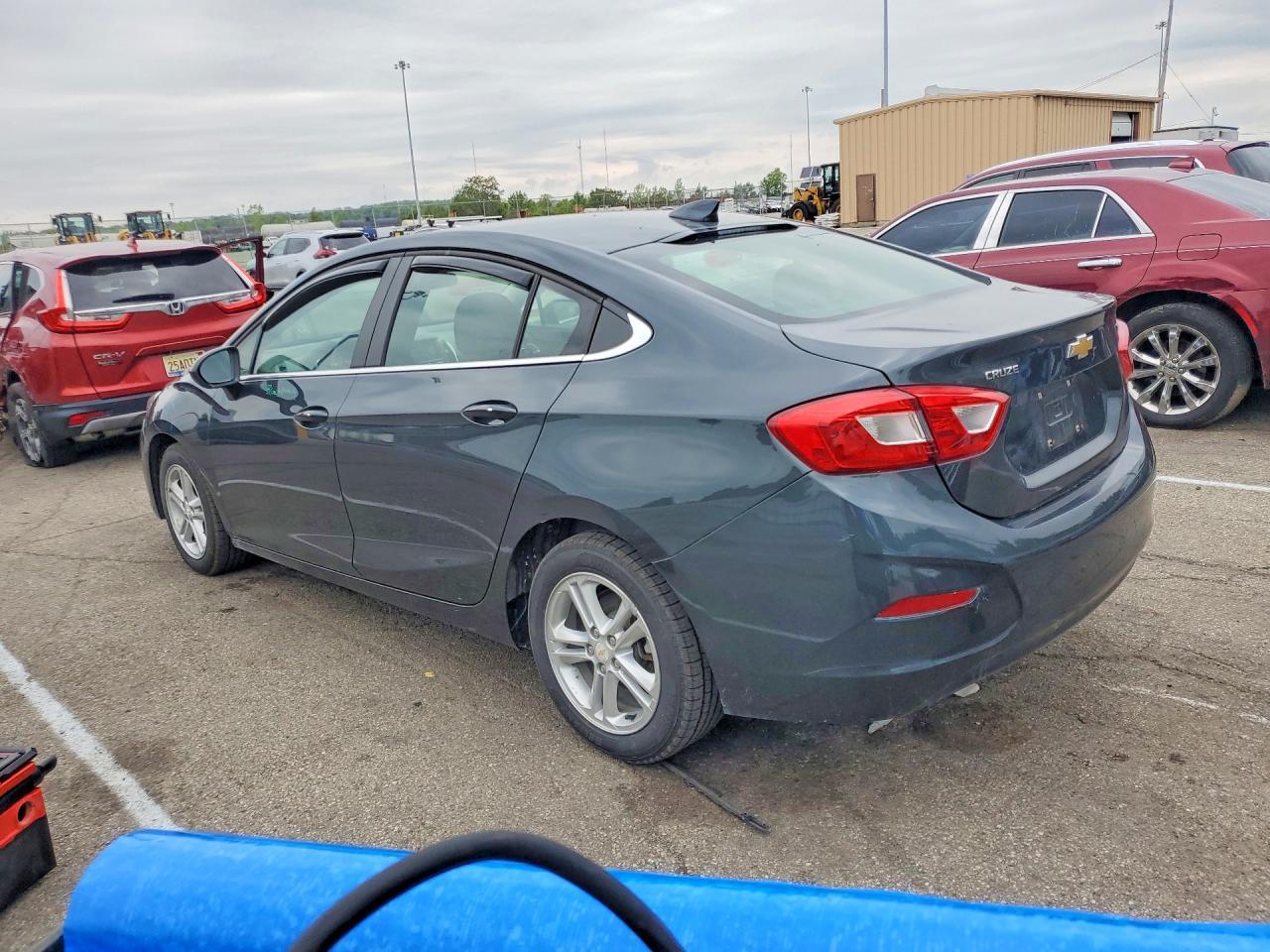 2018 Chevrolet Cruze Lt - Фото 2